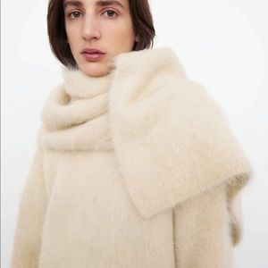 Toteme White Cream Ivory Alpaca Scarf